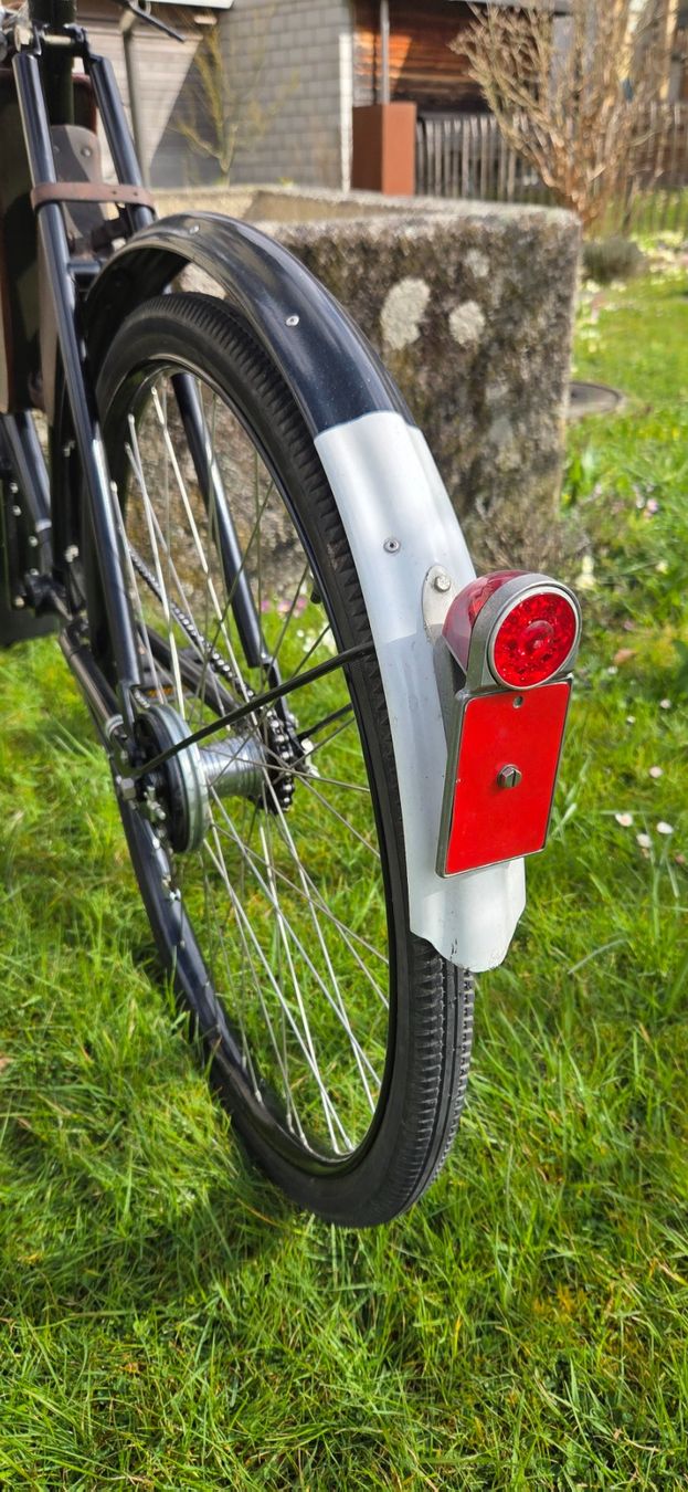 Schweizer Armee Biciclette: Militärvelo mit Rahmentasche – Usato da Strengelbach venduto da fah09 7