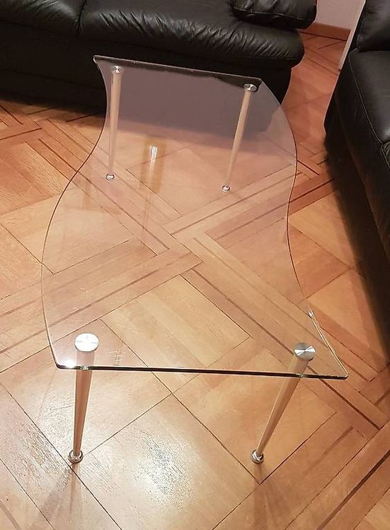 Tables: Couchtisch / Salontisch mit Glasplatte – D'occasion à Villnachern par OnkelTom007 1