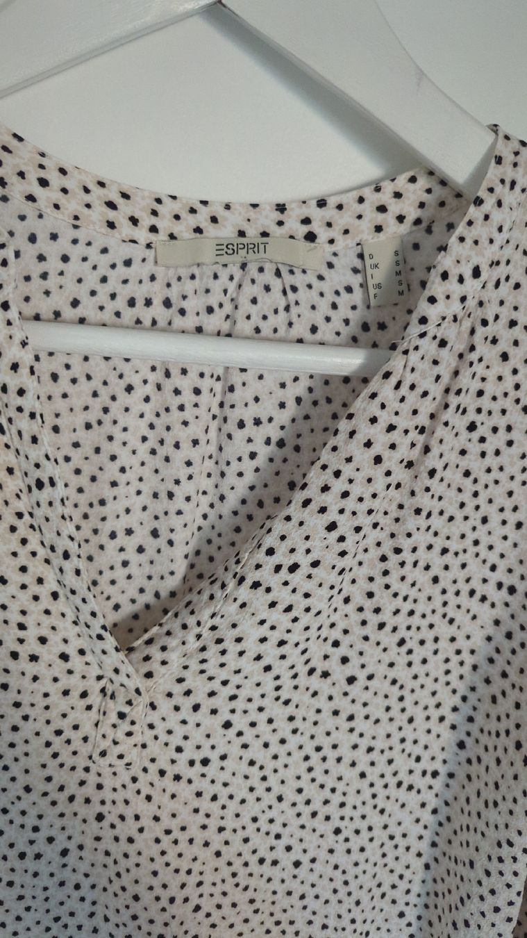 Blusen: Bluse Creme Gr. S, 100%Viskose – Gebraucht aus Neuheim von sh0_gbz7 1