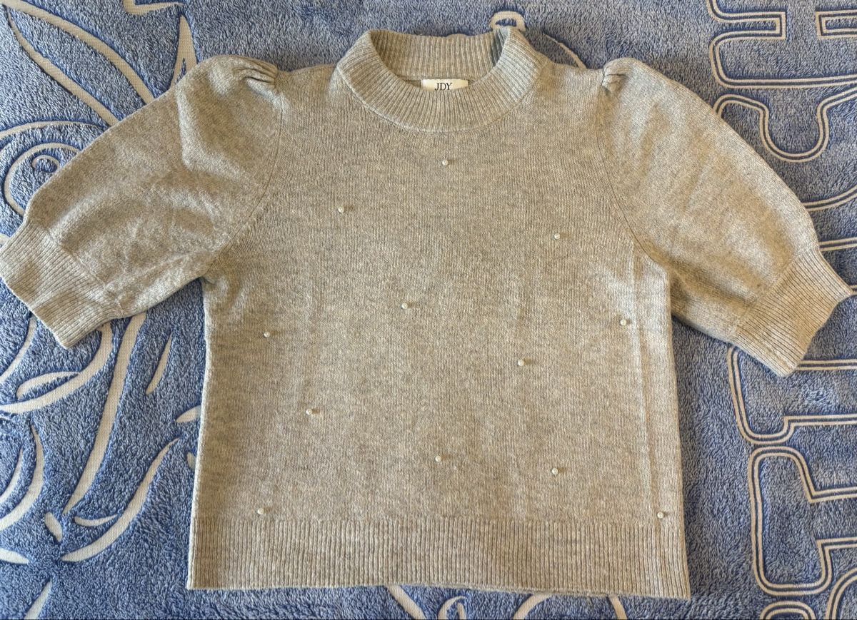 Top: JDY Strickpullover mit Puffärmel, Grösse M, Top Zustand! – Usato da Zürich venduto da nadin.nadin2 1
