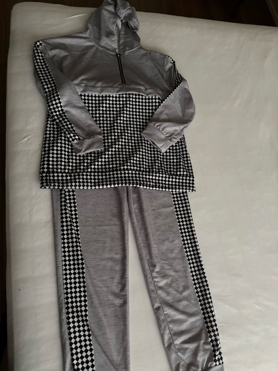 Completi & Tailleur: Jogginganzug mit Karo-Muster, Grösse M – Nuovo (secondo la descrizione) da Oberengstringen venduto da lor_8y27