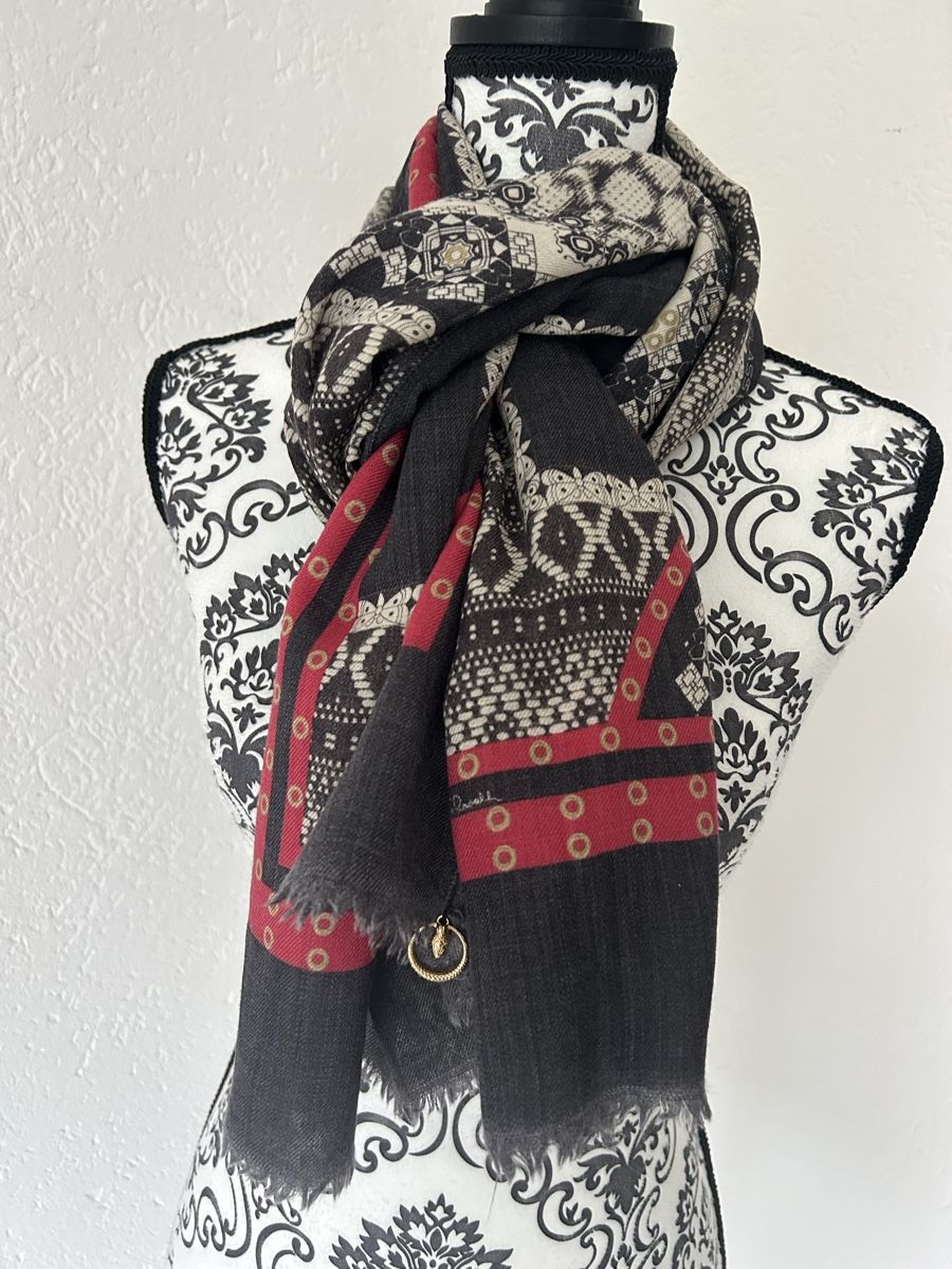 Roberto Cavalli Foulard & Sciarpe: Sciarpa Cavalli CLASS – Nuovo (secondo la descrizione) da Locarno venduto da Matic04 2