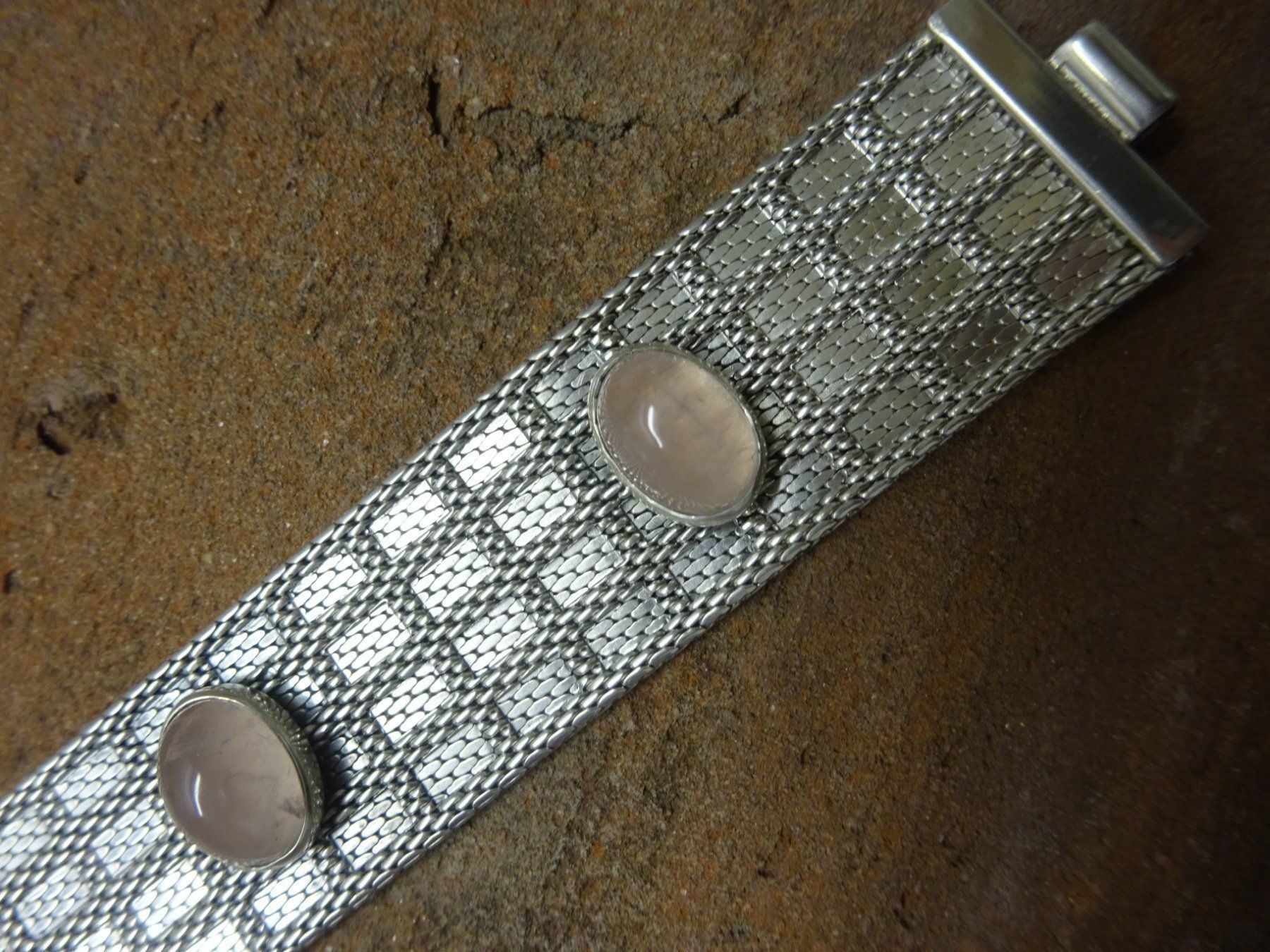 Bracciali & Braccialetti: Flachpanzer Armband Rosenquarz – Usato da Esslingen venduto da FetteSchnecke 7