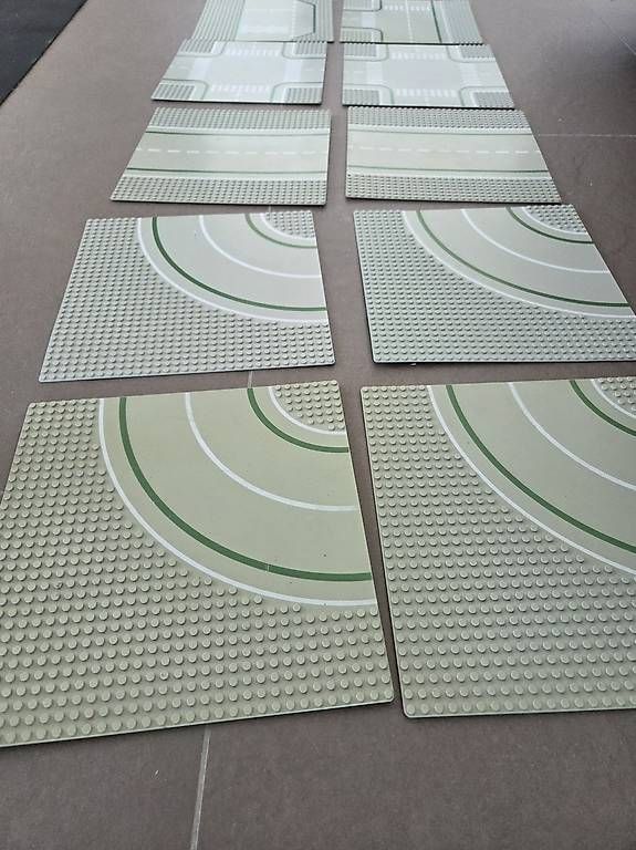 Giocattoli: Lego Strassenplatten – Usato da Zürich venduto da jil_pyn9