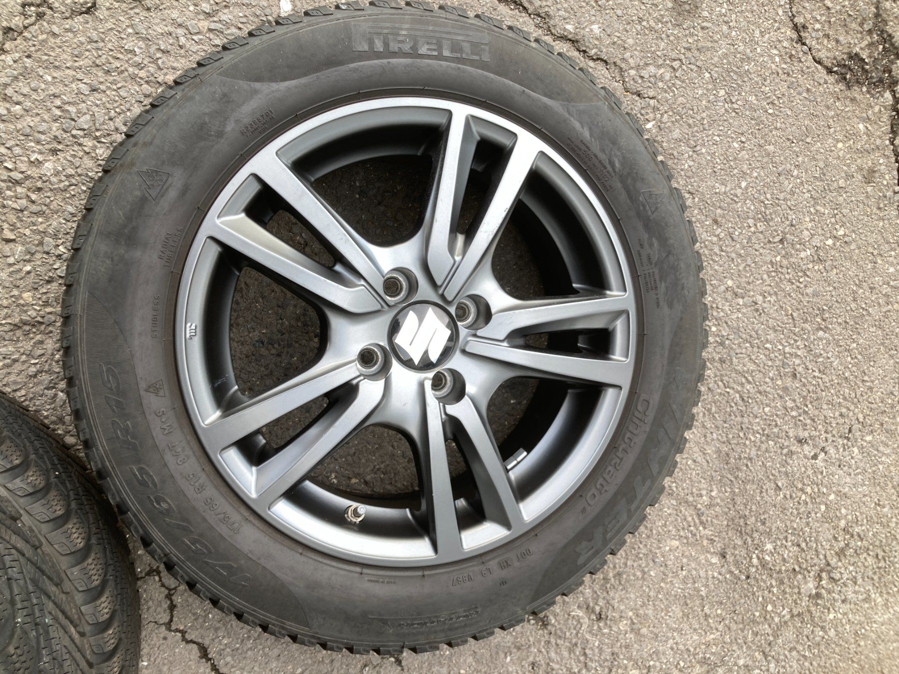 Suzuki Jantes: Suzuki Ignis Winterräder – Neuf avec emballage d'origine à Cham par WB2223 3