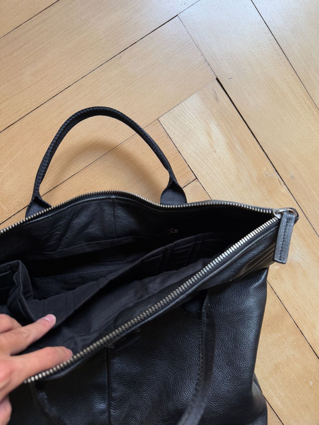 Cos Sacs: COS - Leder Tasche schwarz – D'occasion à Zürich par Diazaio 2