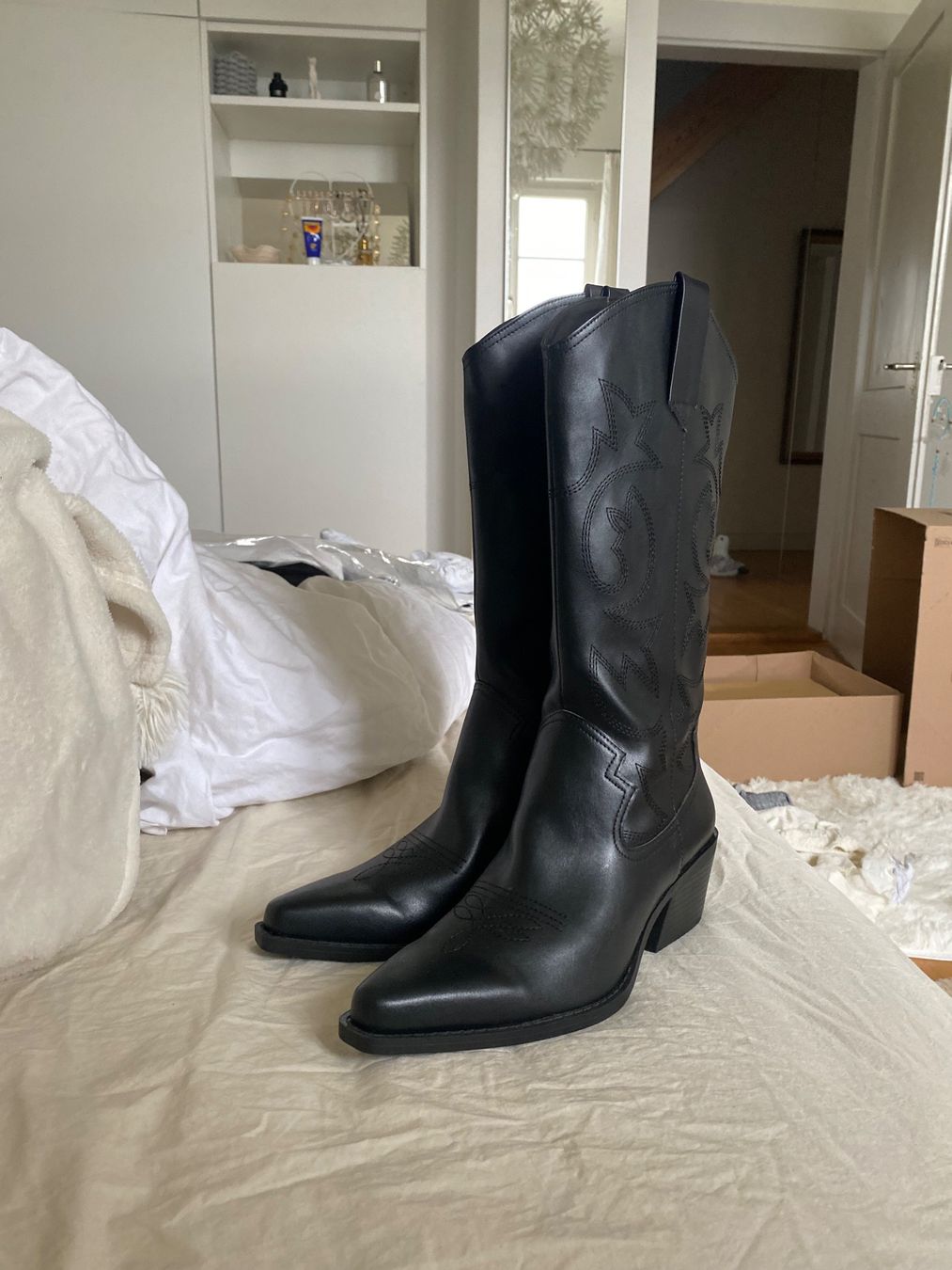 Chaussures femmes: Cowboy Boots schwarz – Neuf (Voir description) à Ermatingen par ilg_lilg 1