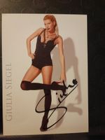 Giulia Siegel - signierte Autogrammkarte