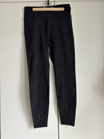H&M Move Sport Leggings Schwarz Grösse L mit Reflektoren