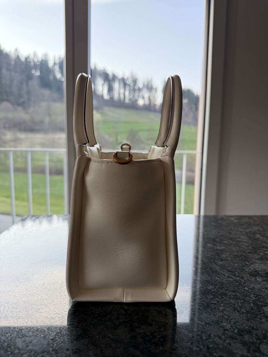 Valentino Taschen für Damen: Valentino Gavarani One Stud Handbag – Neu (gemäss Beschreibung) aus Wila von anj_x9mc 2