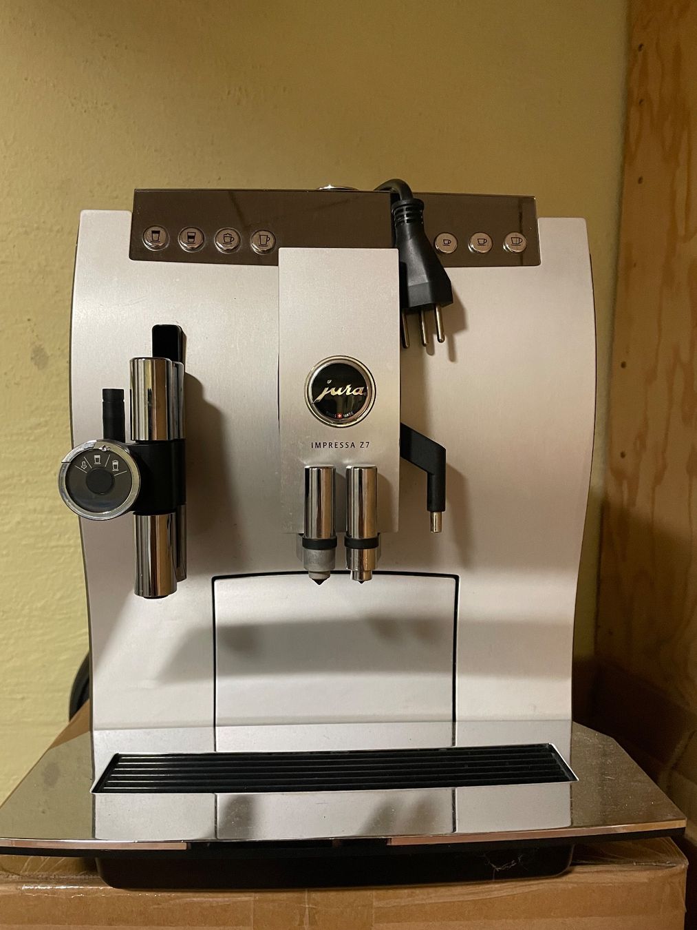 Jura Macchine per caffè & Macchine per espresso: Jura Impressa Z7 – Usato da St. Gallen venduto da alexa89 4