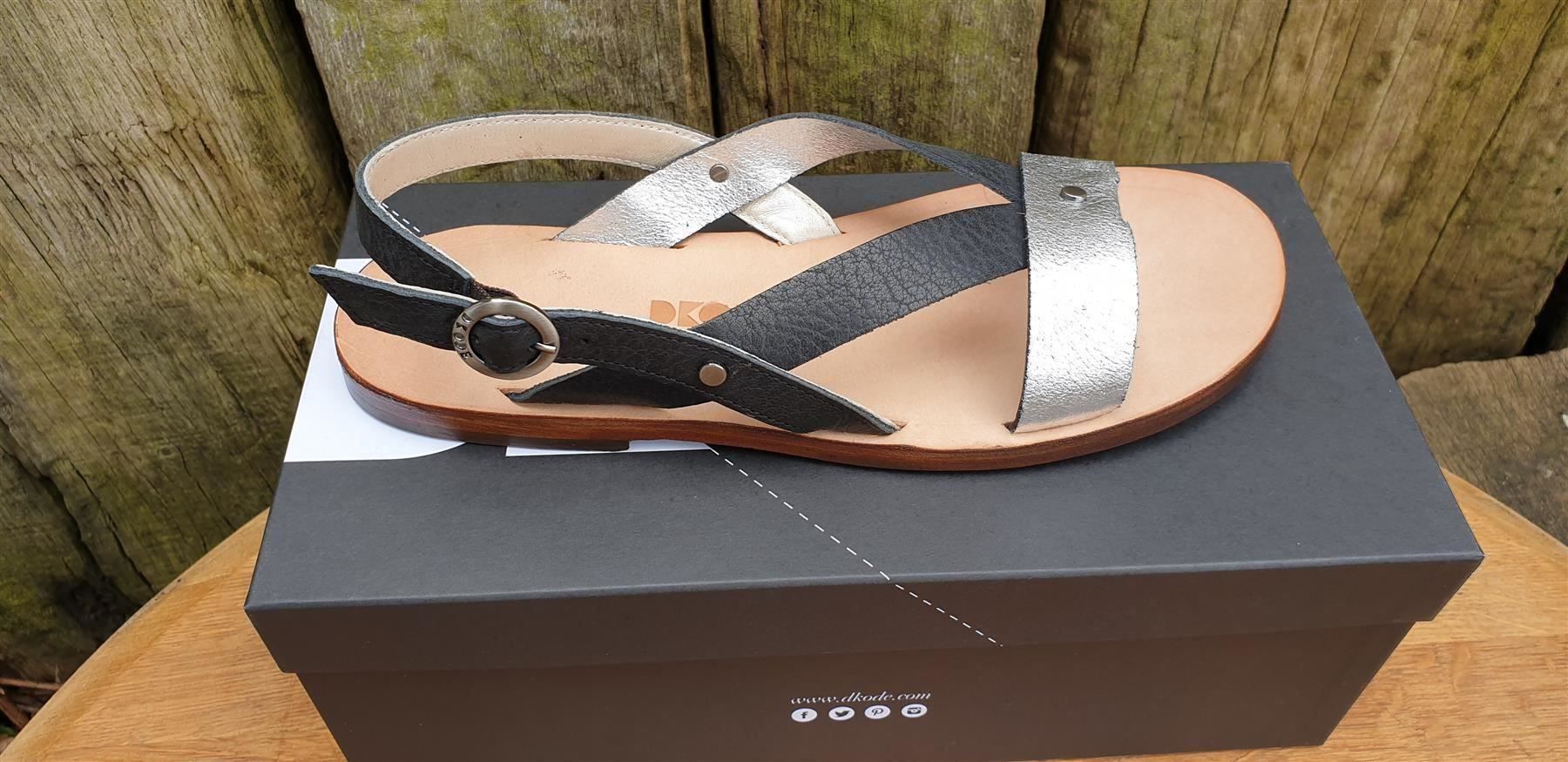 Scarpe da donna: DKODE Lenka Sandalen 41 NP129.- NEU – Nuovo e nell'imballaggio originale da Buttwil venduto da MaraMari 1