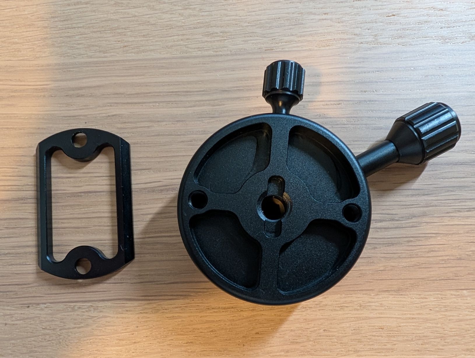Fotocamera: Arca type panoramic tripod head model C – Nuovo (secondo la descrizione) da Lausanne venduto da AndreiB 2