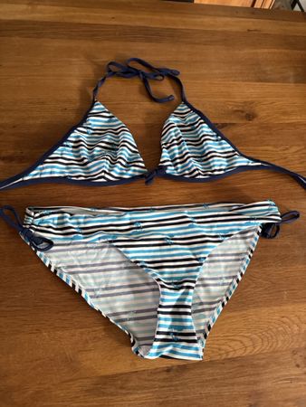 Bikini gestreift mit Palmenmuster blau weiss gebraucht