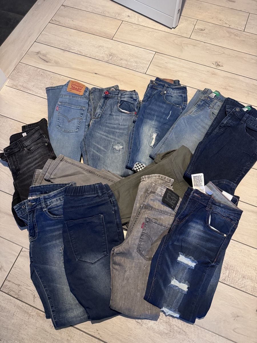 Pantalons: Jeans 10j-gr.140 – Neuf (Voir description) à Torricella par rob_ms9p