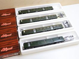 Liliput 4 x SBB Leichtstahl Personenwagen H0 DC