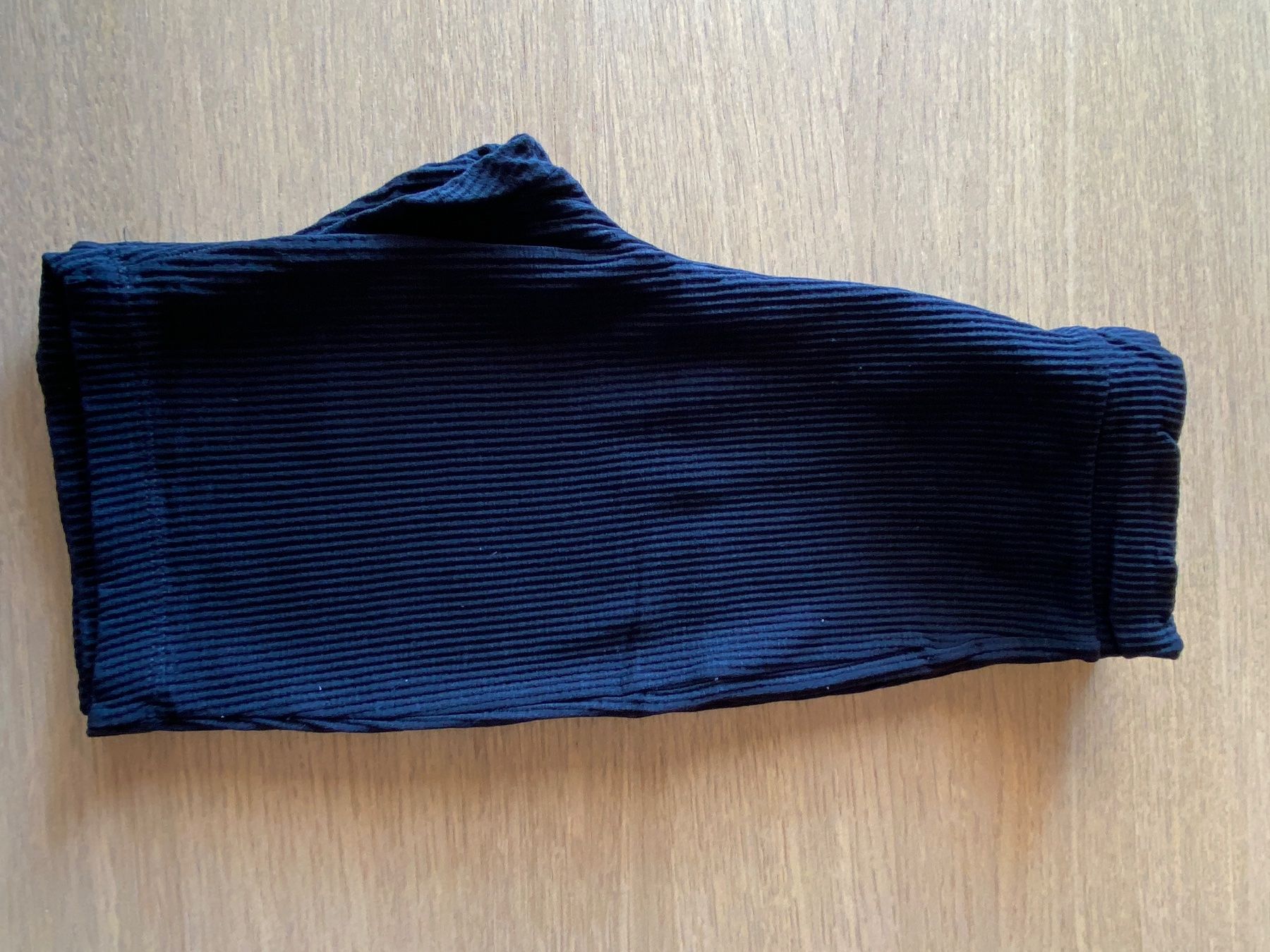 Zara Hosen: Short noir Zara - taille S stretch – Gebraucht aus Genève von swissjojo 2