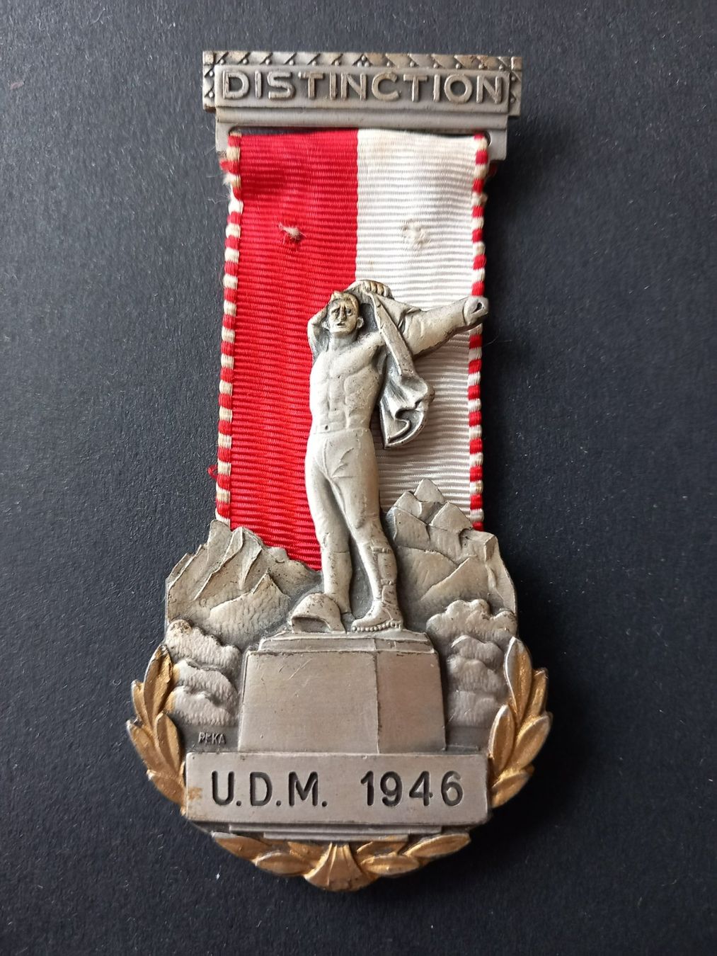 Medaglie: Auszeichnung  U.D.M. 1946 – Usato da Neuchâtel venduto da karlpierrino 1