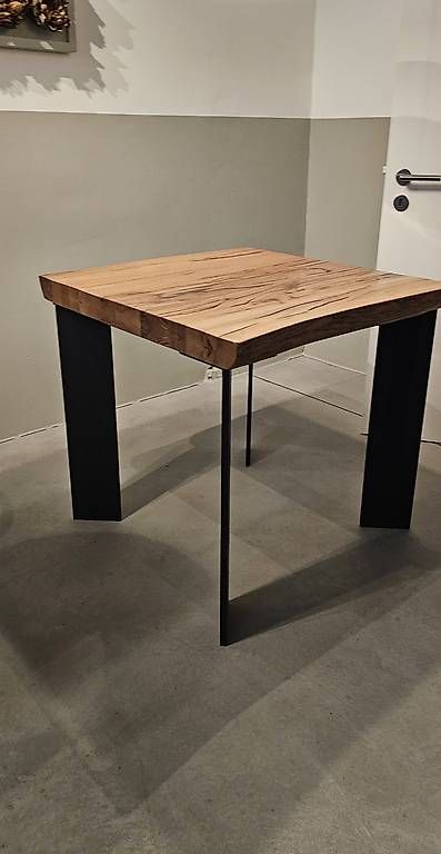 Tables: Esstisch aus Eichenholz – D'occasion à Wädenswil par nhe_j5lf 1
