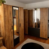 Kleiderschrank