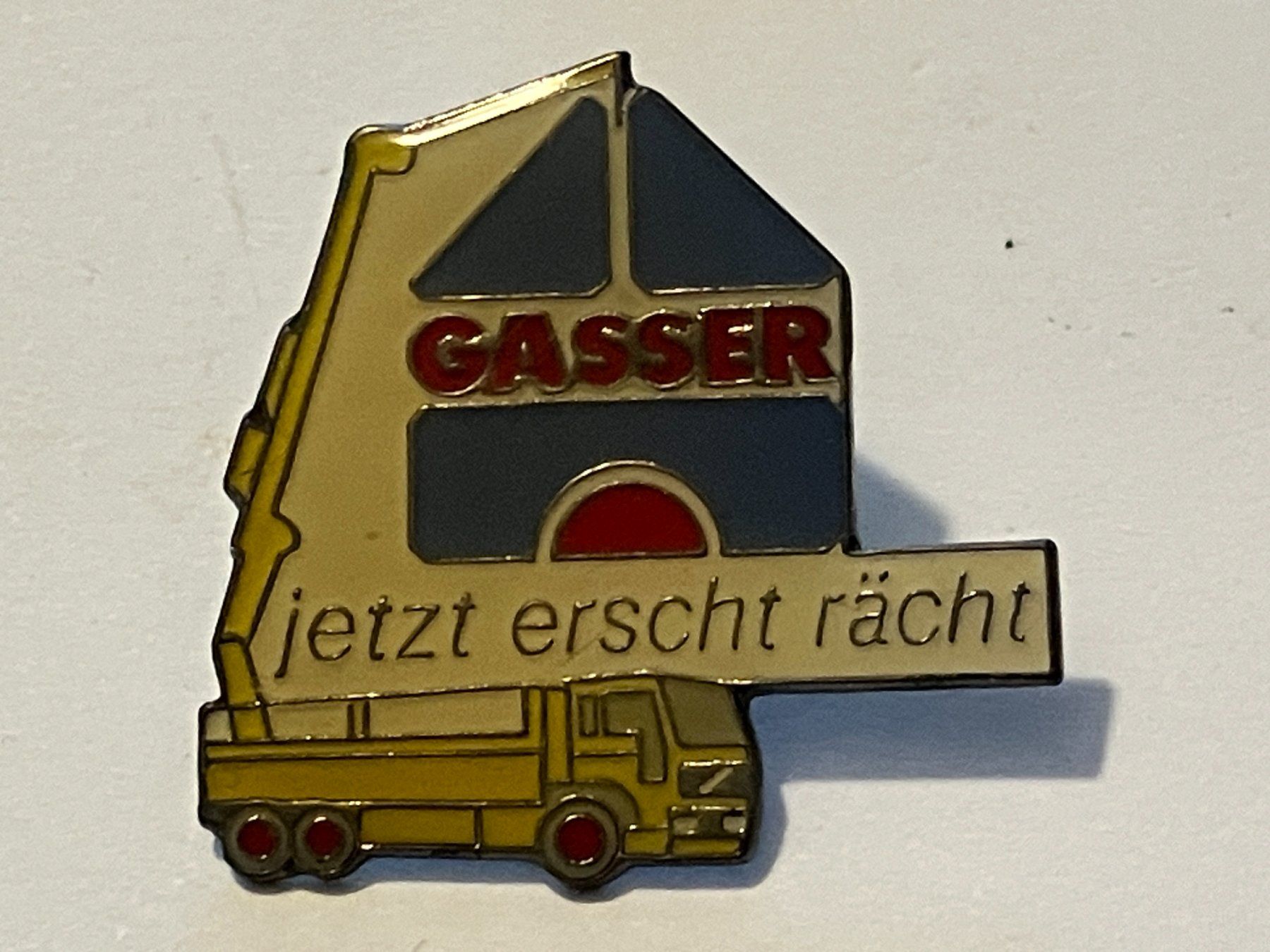 Placchette & Badge: 1 Pin Gasser Transport – Usato da Basel venduto da djwwpp