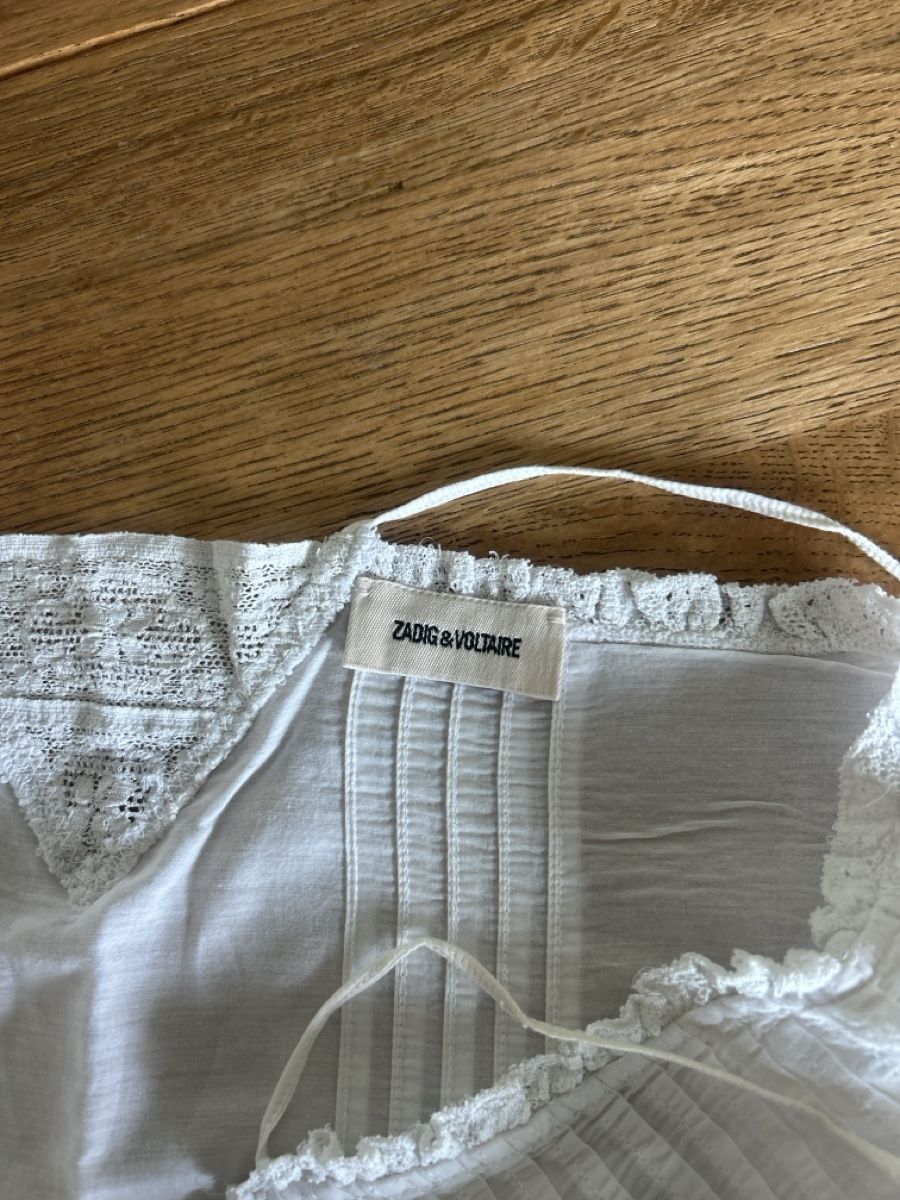 Zadig & Voltaire Top: ZADIG & VOLTAIRE Top blanc dentelle L  – Usato da St-Aubin-Sauges venduto da vildfr 3