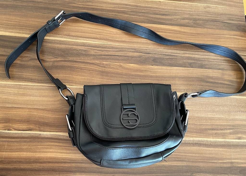Esprit Taschen für Damen: Sac à bandoulière Esprit – Gebraucht aus Martigny von cristal25 1