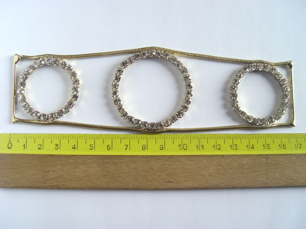 Strass-Blumen-Applikation 15x10,4 Cm – Gelbe Rückseite, Zum Aufbügeln Oder Aufnähen – Für Hochzeitskleider & DIY