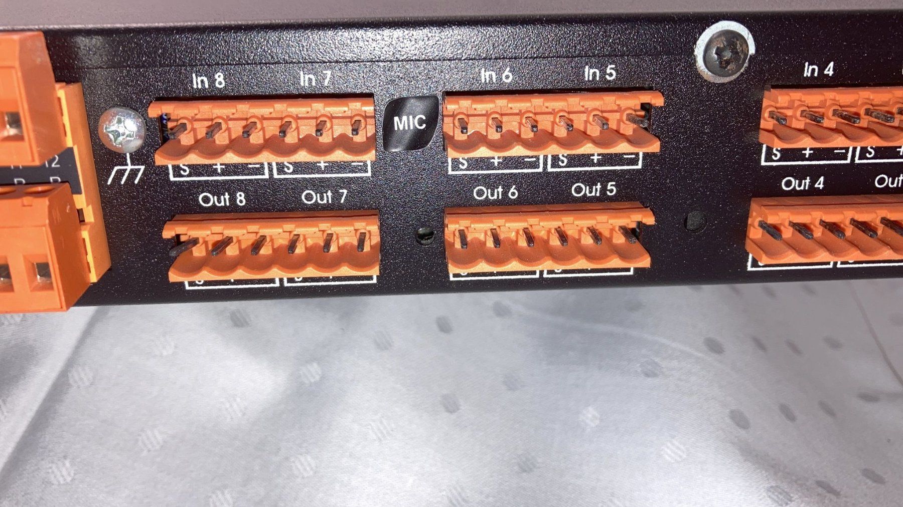 Equalizzatori: Soundweb 9088iis Networked Signal Processor – Usato da Dietikon venduto da Rima57 7