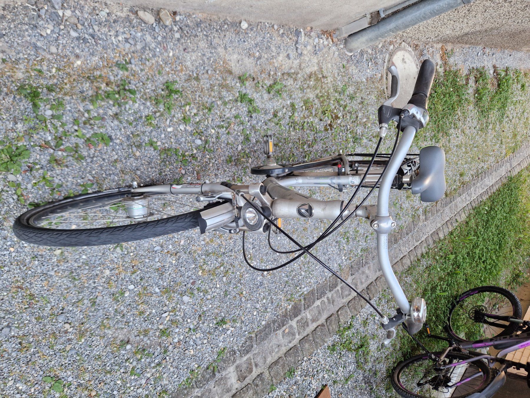 Velos: Damenfahrrad – Gebraucht aus Ennenda von uelio1 3