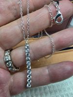 Collier argent avec zircons