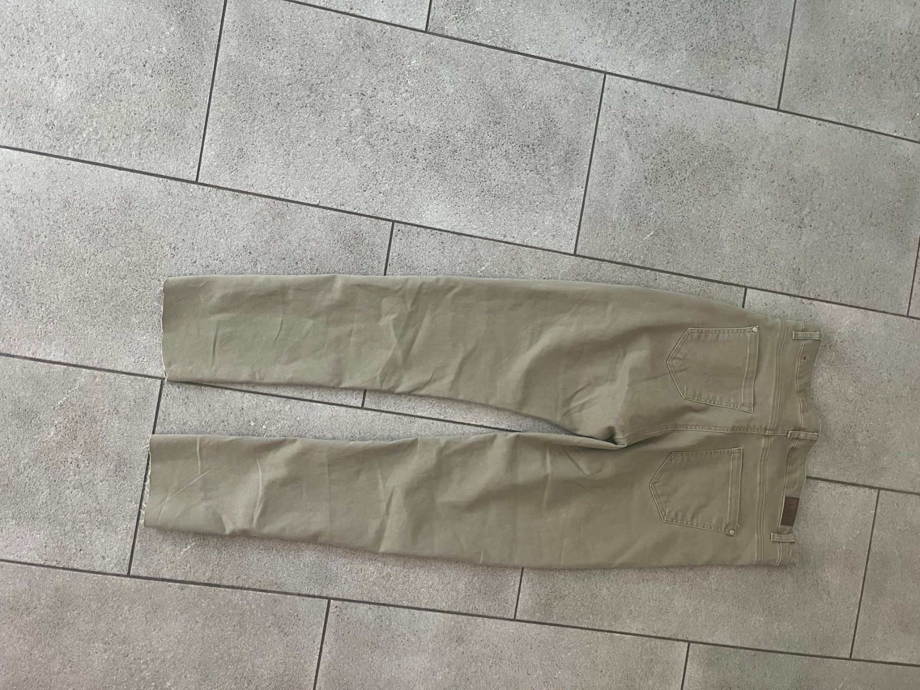 T-Shirts: Langarmshirt – Gebraucht aus Solothurn von Floefi 1