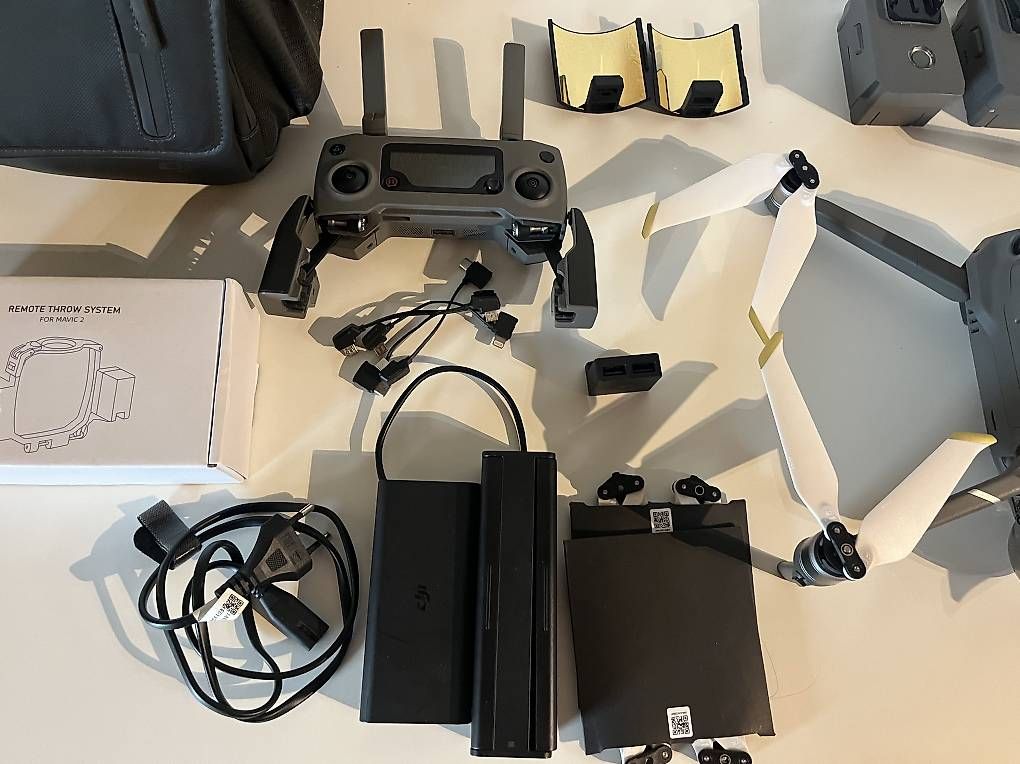 Modellismo RC: Dji ma vic 2 zoom + fly more combo + external load hook  – Usato da Vairano venduto da RegazziSascha 2