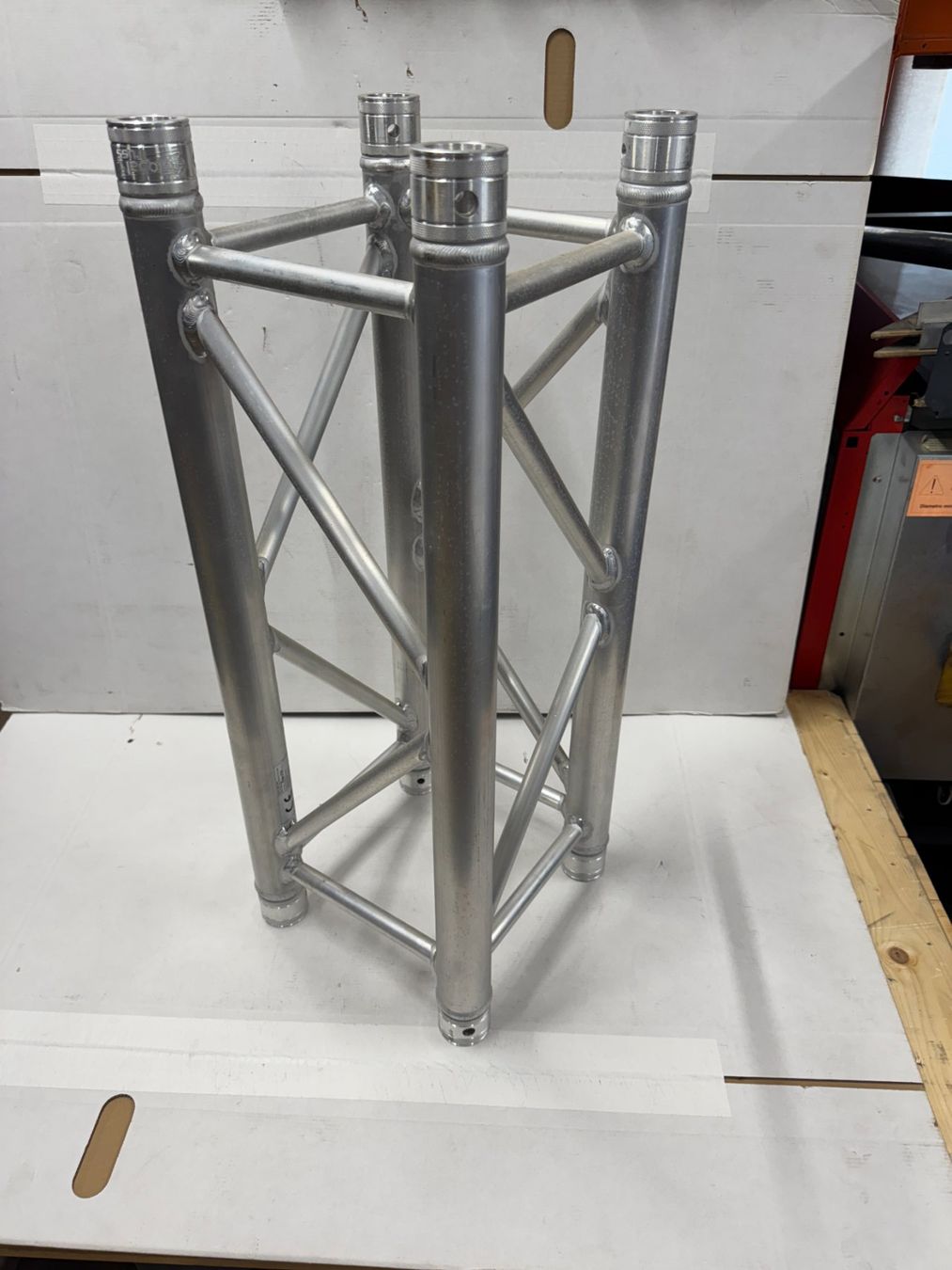 Tralicci: Global Truss F34 75 cm (T35) – Nuovo (secondo la descrizione) da Däniken SO venduto da Profog1