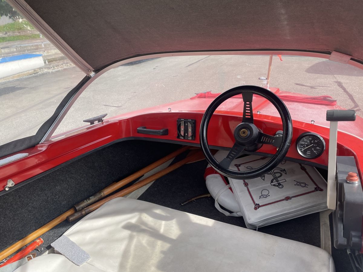 Boote: Motorboot mit 8PS und Anhänger  – Gebraucht aus Malters von cha_cy92 3
