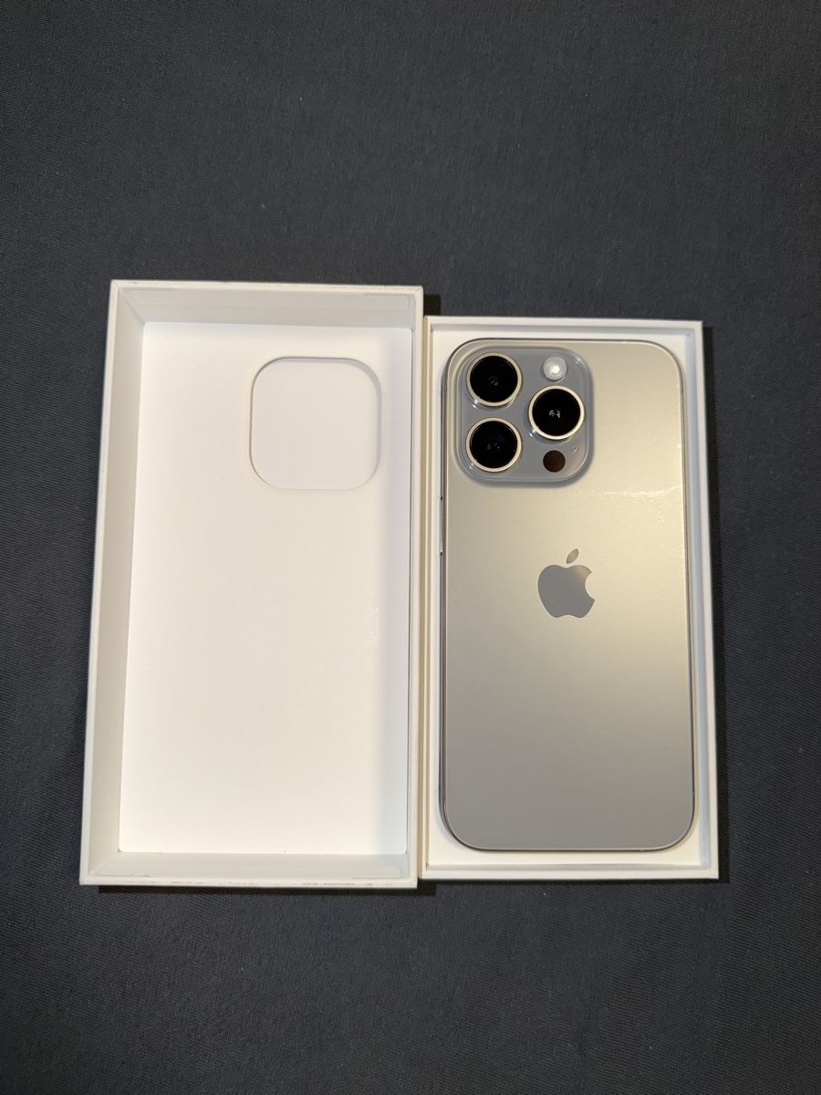 Apple Telefoni cellulari / Smartphones: Iphone 15 pro 256gb – Usato da Thörishaus venduto da David9the5rave 3