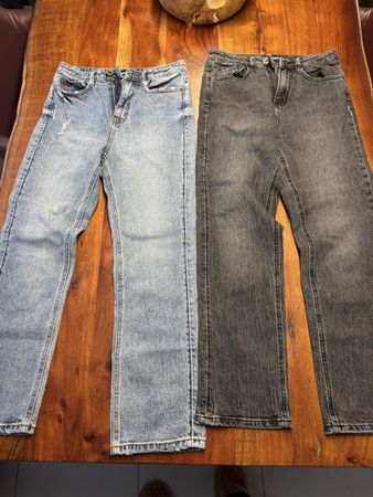 Desigual Jeans Set, Graue und Blaue Jeans, Grösse 34