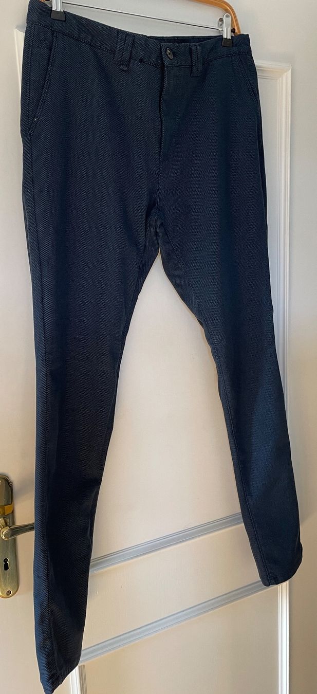 Zara Hosen: Hose, Zara, Grösse 42 – Gebraucht aus St. Gallen von Cagliari2015 2