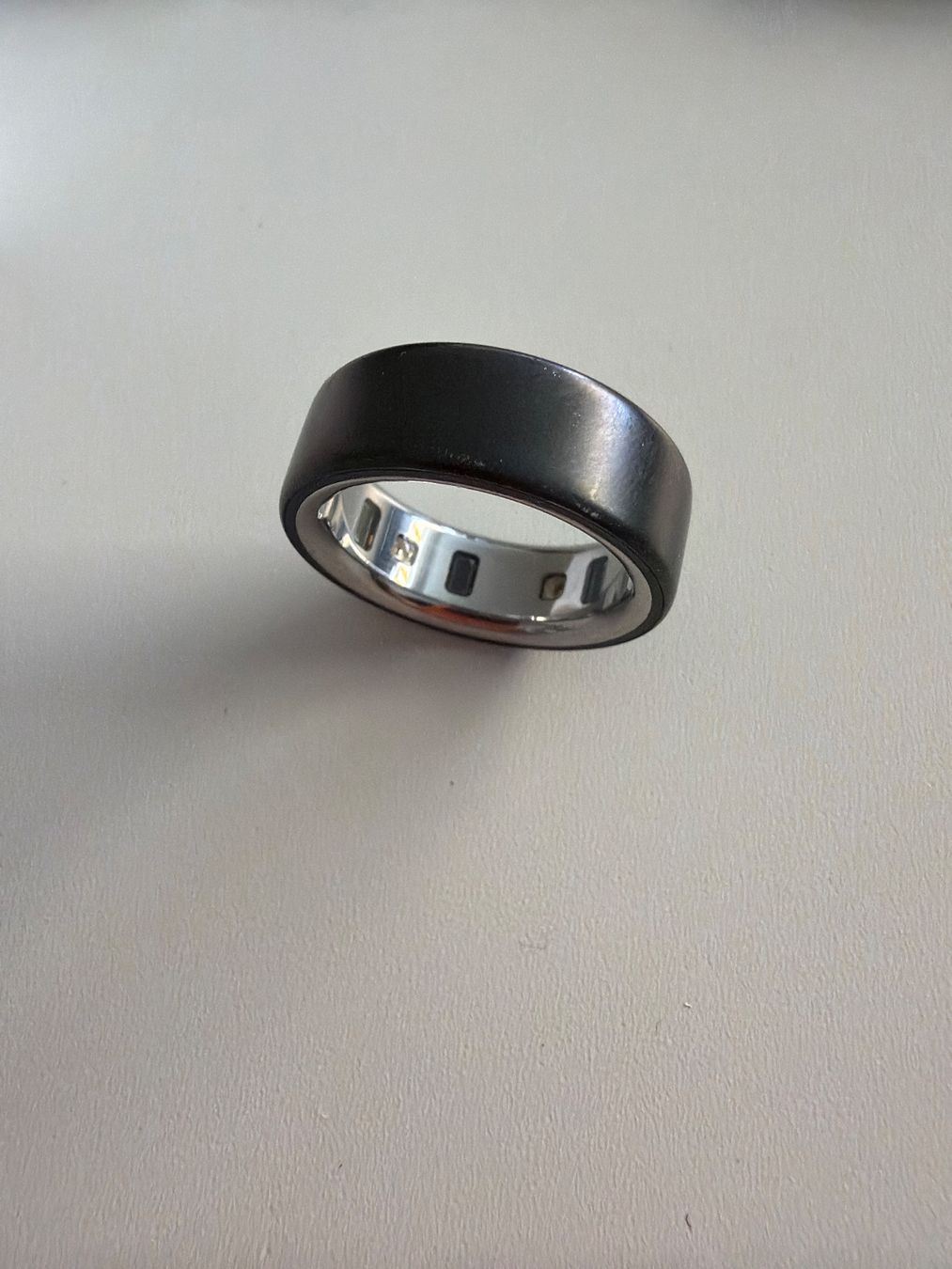 Anelli: Oura Ring 4 stealth / size 9 – Usato da Schötz venduto da Spesso 1