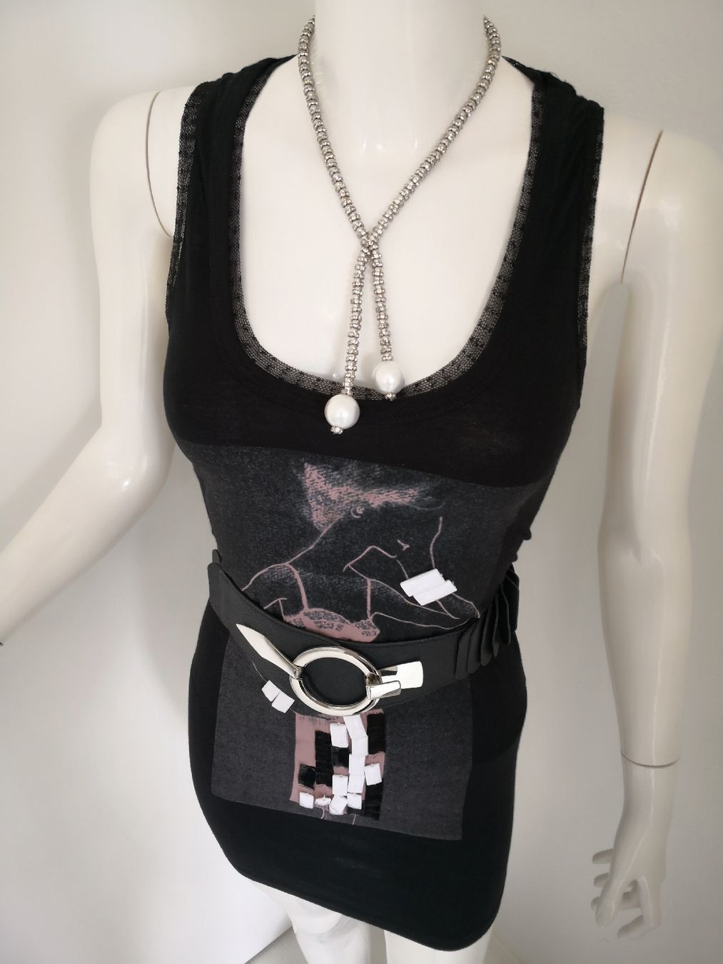 Mango Tops: 🤩MANGO TOP SCHWARZ MIT DRUCK & PERLEN – Neuf (Voir description) à Olten par Naja-Twins-Twins 6