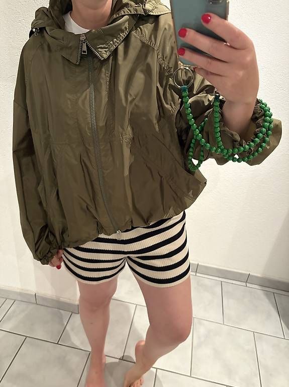 Giacche: Moncler Regenjacke Grösse M – Usato da Unterägeri venduto da mar_96hk 2