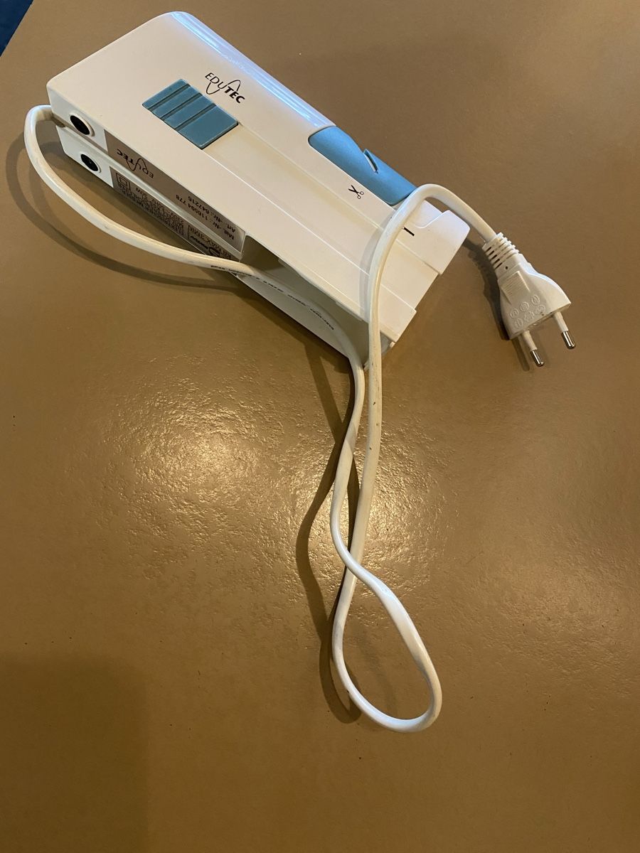 Elettrodomestici da cucina: Elektrischer Messerschärfer von Equitec – Usato da Zürich venduto da VictoriaV01 2