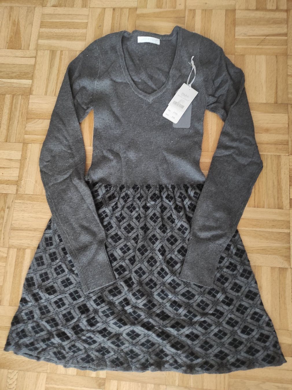 Kleider: Robe fille Taille S(36-38) – Neu (gemäss Beschreibung) aus Renens VD von cla_7zv5