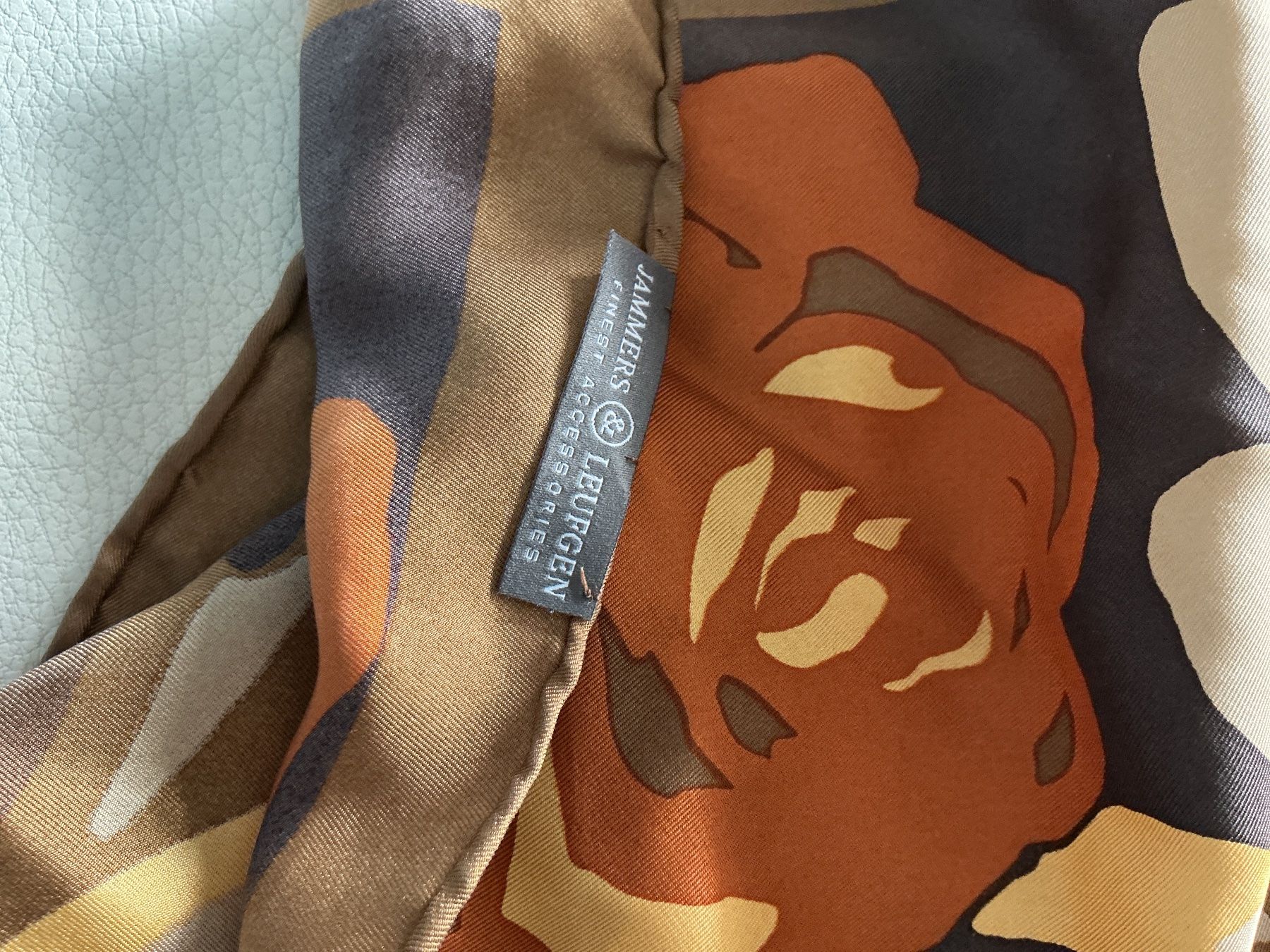 Foulard & Sciarpe: Seidentuch Jammers & Leufgen Herbstfarben – Usato da Wettingen venduto da Andres54 1