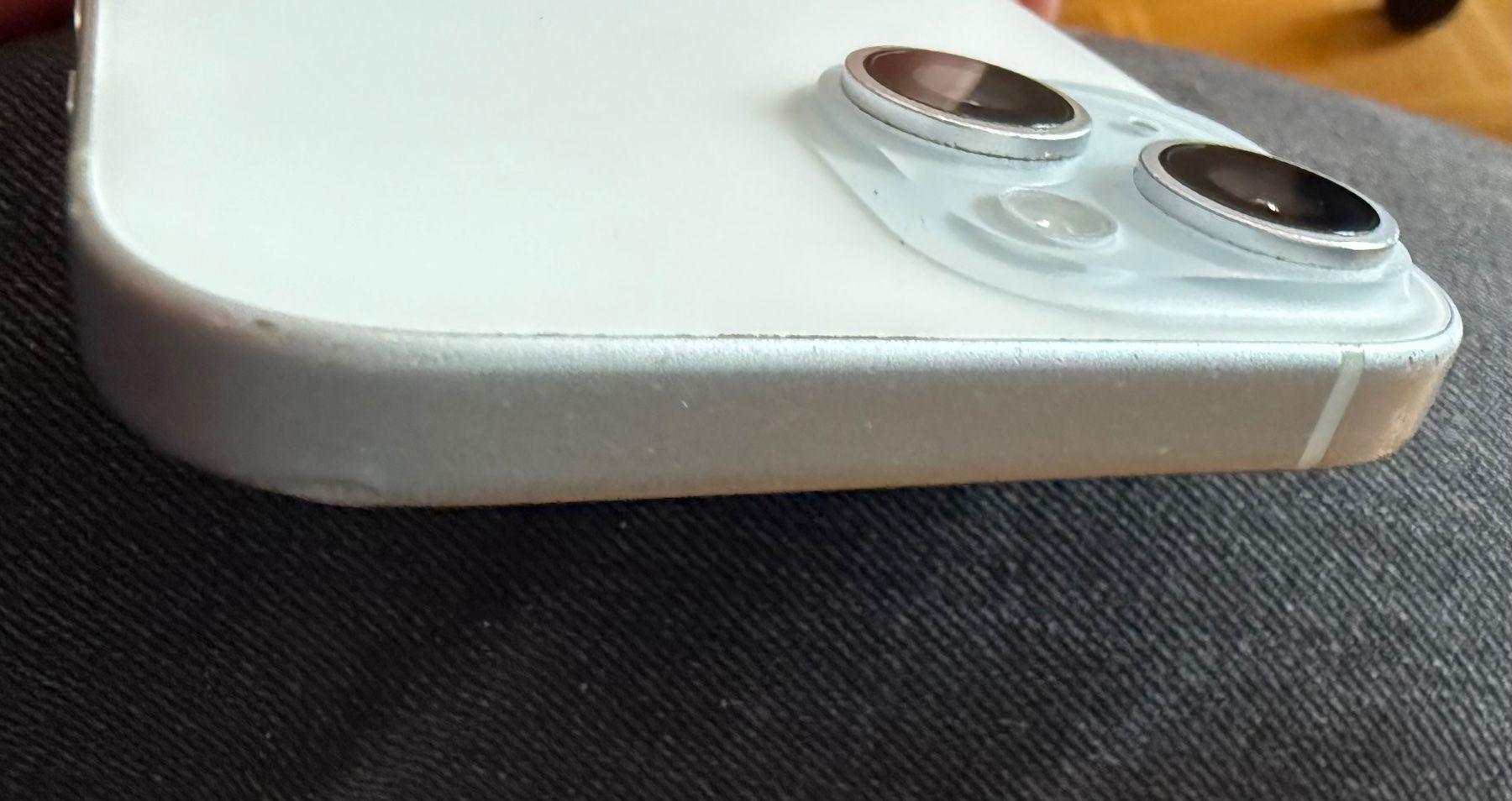 Apple Telefoni cellulari / Smartphones: iPhone 15 - 256Go - usure normale – Usato da Mont-sur-Rolle venduto da Dealer8 4