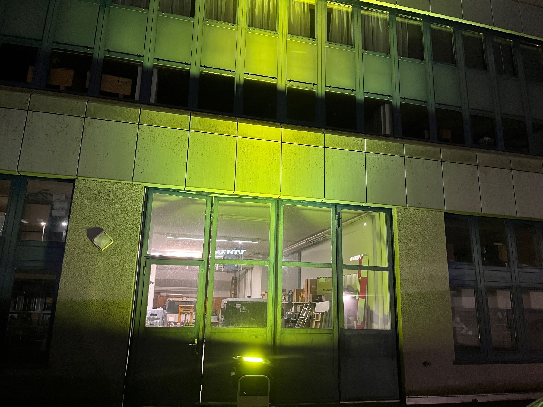 Lampade: Griffen 2500 Sky Rose Weitwinkel Multi beam HMI 2500 Watt – Usato da Buchs ZH venduto da JPK7 3