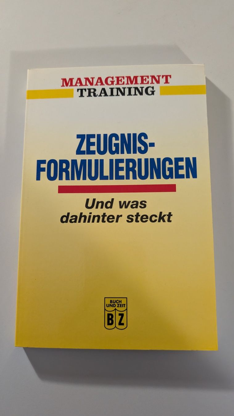 Libri: Zeugnis-Formulierungen - Und was dahintersteckt – Usato da Baar venduto da Arthur_Fooksayk