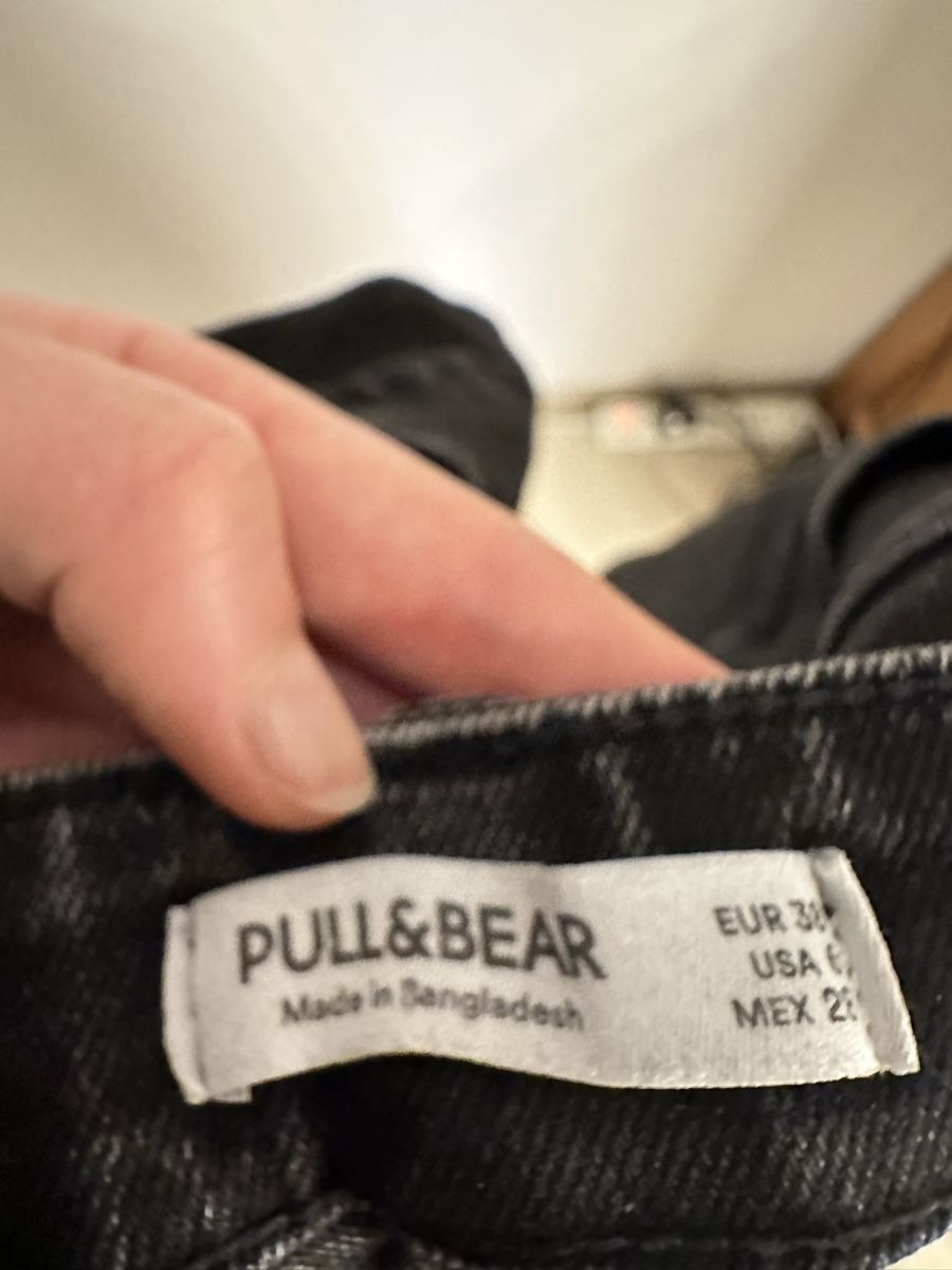 Jeans: Schwarze Skinny Jeans von Pull and Bear – Neu (gemäss Beschreibung) aus Oberwil BL von viviii.mz 3
