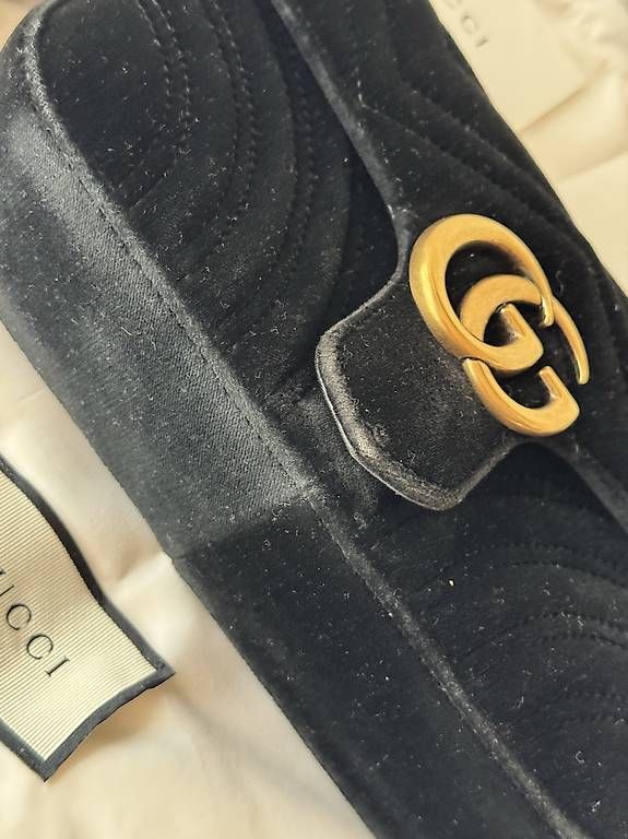 Taschen für Damen: Gucci Marmont Tasche – Gebraucht aus Rotkreuz von Mini_mela33 1