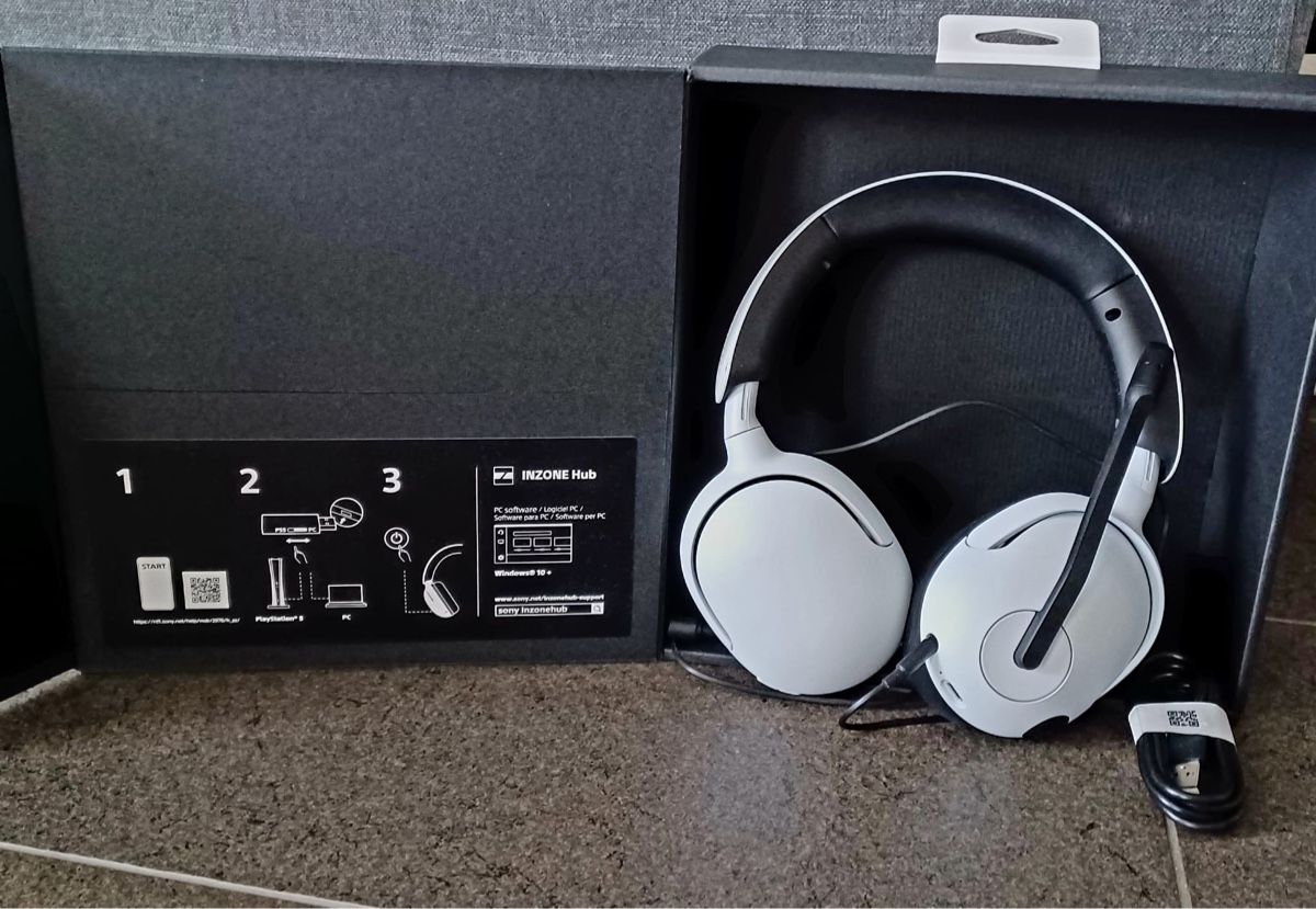 Sony Kopfhörer: Wireless Gaming Headset – Neu (gemäss Beschreibung) aus Wilen b. Wil von Saariina